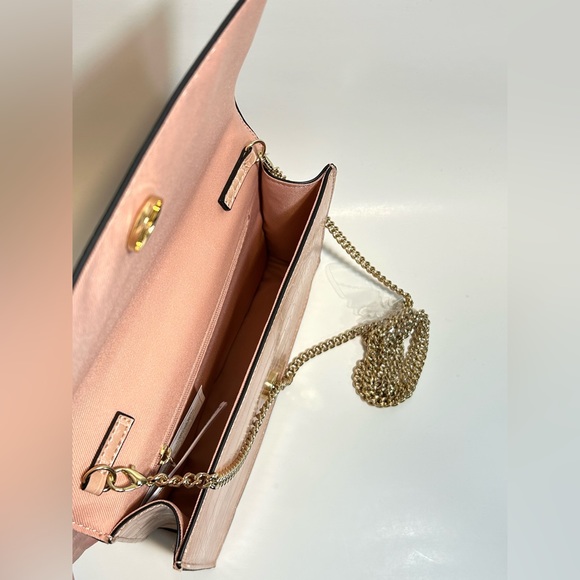 Cute pink ALDO crossbody bag - Picture 2 of 3